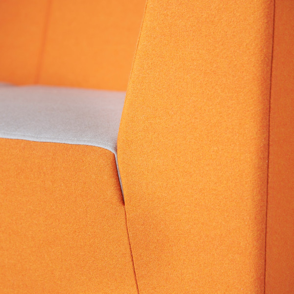 Alban Pod Bespoke Meeting Booth 